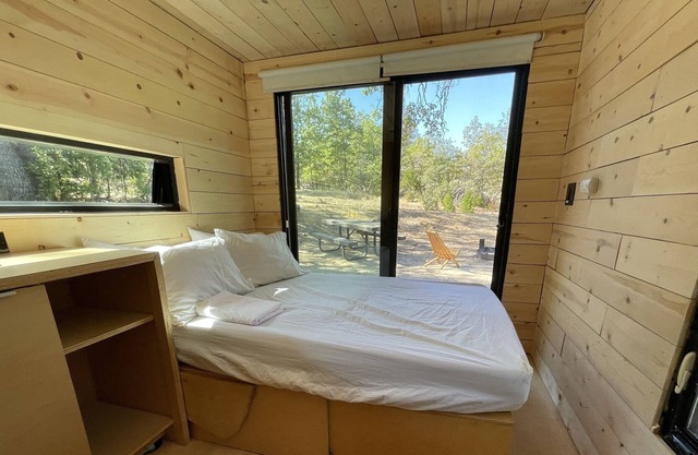 Micro Cabin on The Lake