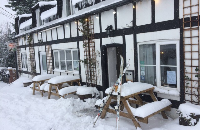Mid Wales Inn