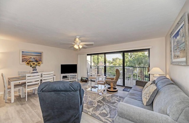 Midnight Cove II 333F - Bayside Beauty!