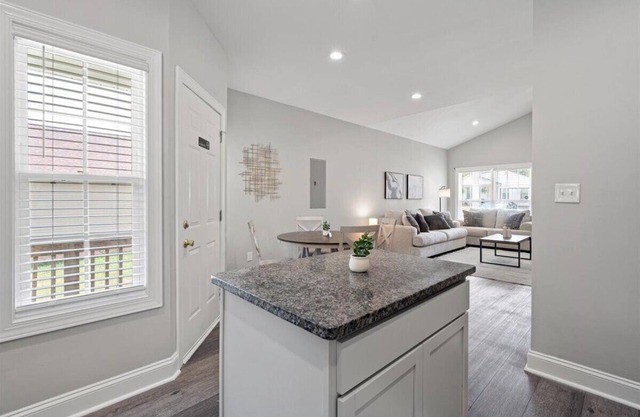 MidTerm Stay in Gastonia! Newer Construction w/ King Bed!