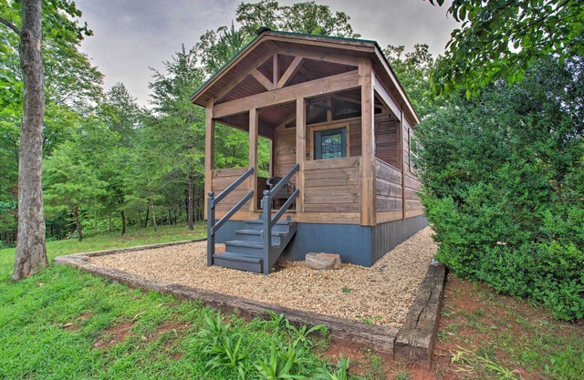 ¡NUEVO! Mill Spring Cabin cerca de la bodega Parker-Binns!