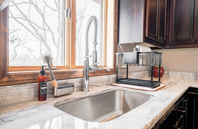 MINNeSTAY* Somerset Estate | Bob Dylan Concert | Two Homes
