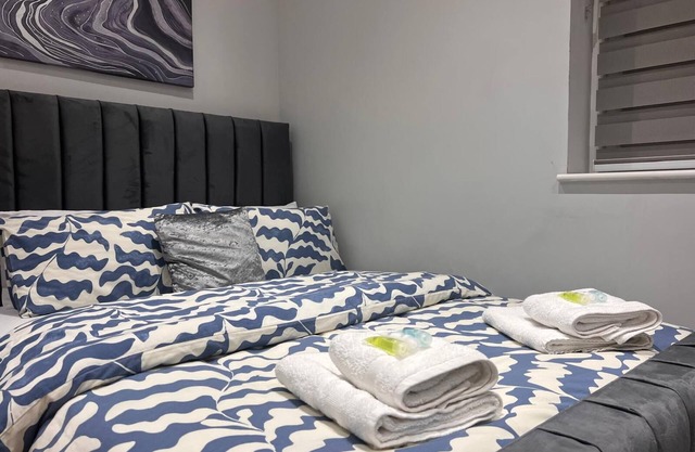 MJ Serviced Apartment-West London 56 - Next to Tube Station