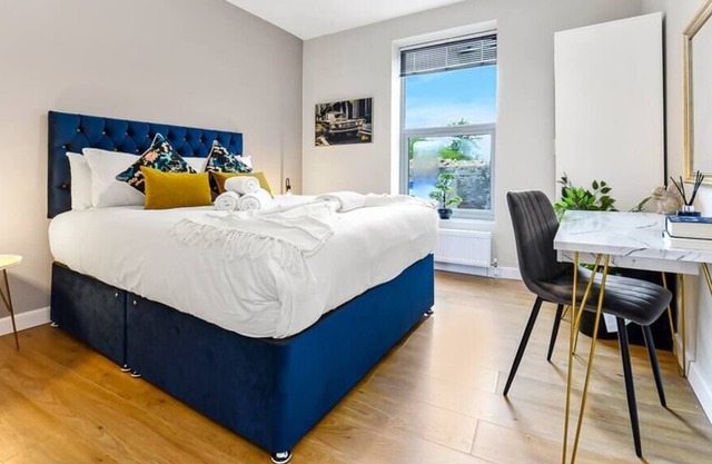 Modern and Luxurious 1 BR Flat