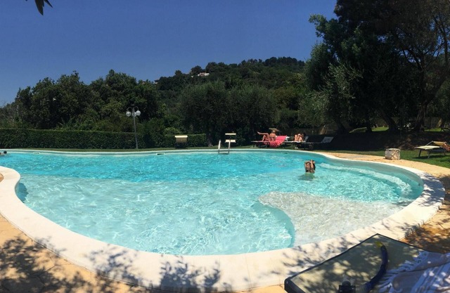 ático moderno y lujoso en Lerici con vistas al mar terrazas, jardín y piscina