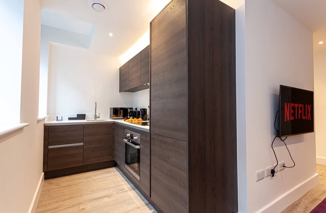 Modern Apartment in Manchester, Sleep 4