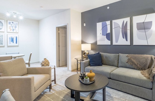 Modern Apartment in Prime Location (ID9312X29)