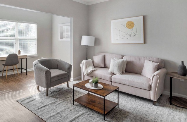 Modern Apartment in Prime Location (ID1388X007)