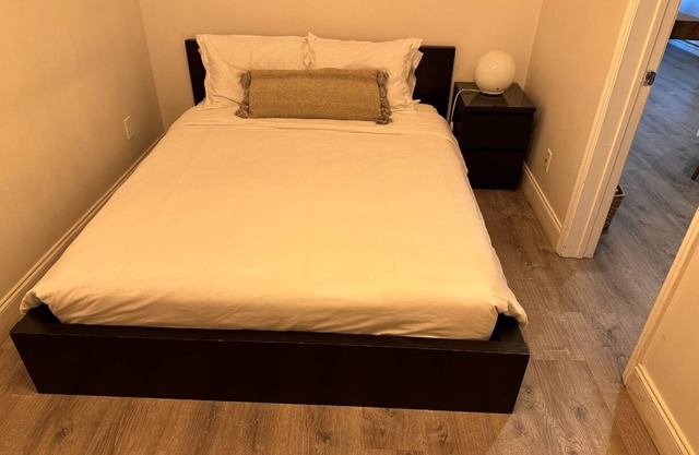 Modern Apartment Minutes from NYC