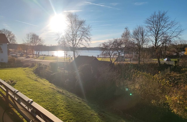 Apartamento 'Moderne Mit Seeblick' con vistas al lago, balcón y Wi-Fi
