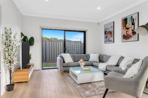 Modern Coastal Retreat in Aldinga Beach Just Steps from the Shore