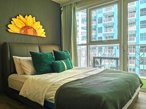 Modern Condo in Prime Location