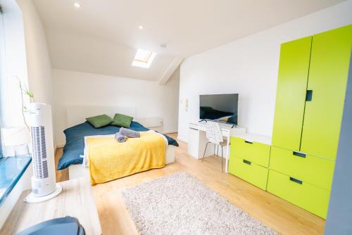 Modern Design Studio Apartment