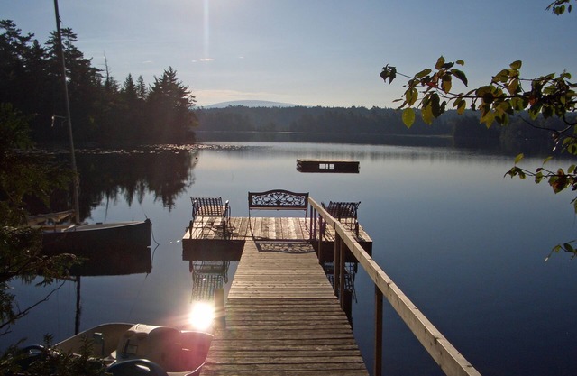 ¡Moderna casa del lago en una cala apartada en Long Pond, Mount Desert Island!