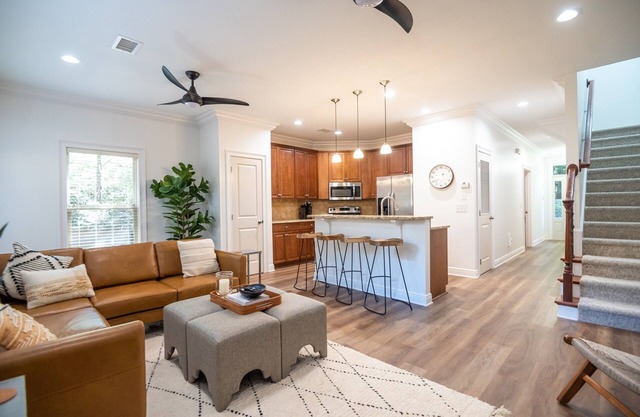 Modern Lux on Debardeleben | 3 Bed, 3 Bath