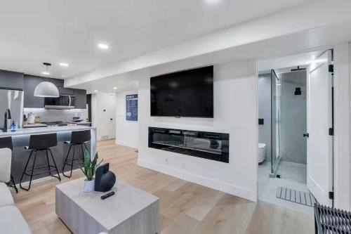 Modern LuxeDen with Private Hot Tub and Fenced Yard