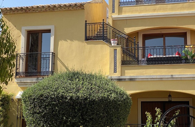 Apartamento privado en la azotea con WIFI en el popular complejo de golf