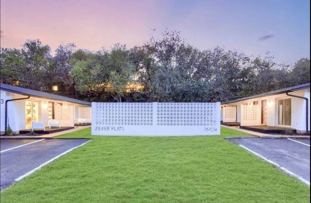 Modern Renovated Condo - Walk to Zilker / Barton Springs