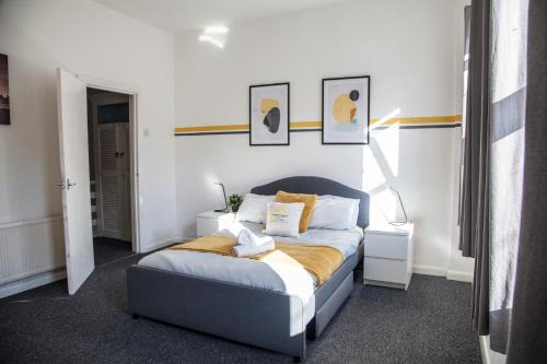 Modern Spacious 4 Bedroom Entire House, 6 Beds, Home From Home, Monthly Offers