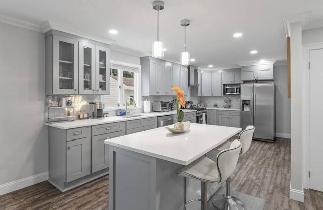 Modern & Spacious Retreat w/ Free parking at the Shore