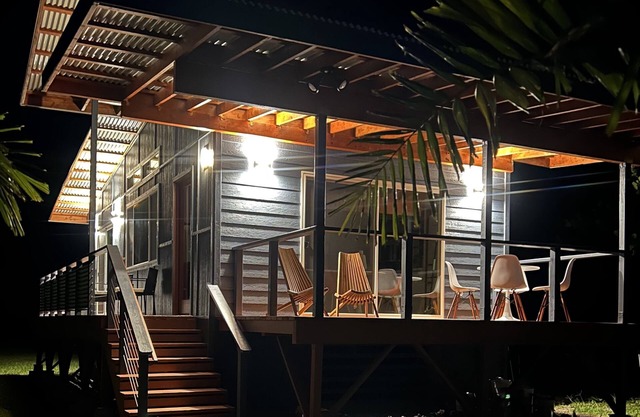 Modern Tea House - Close to Hilo and Volcano