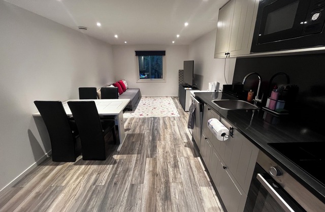 Modern Villa apartment - perfect for families or traveling professionals
