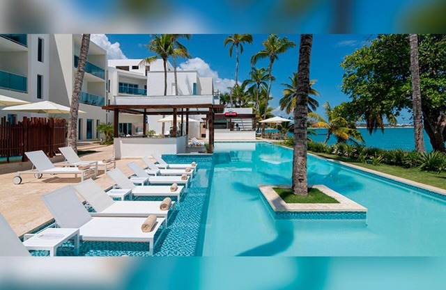 Moderno Apartamento, Vista al Mar, Ideal Para Familias y Amigos,3 Dormitorios