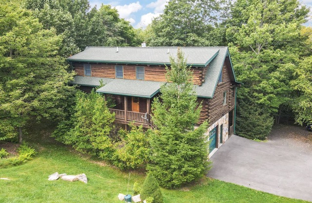 Montana East: casa con acceso al lago y excelentes ventajas para la comunidad