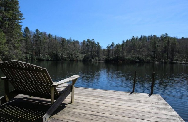 Moondance - Caminata / Bicicleta / Golf / Relax con bañera de hidromasaje - Brevard / DuPont / Caesars H