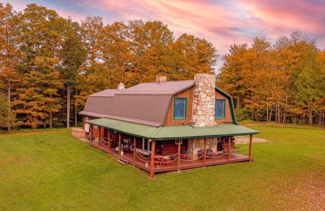 Moonraker 10 - Game Room Stargazing Field 1G Wi-Fi