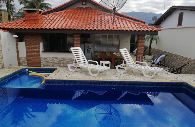HERMOSA CASA CON PISCINA DISPONIBLE PARA OCTUBRE Y NOVIEMBRE VACACIONES CON WIFI