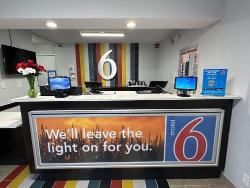 Motel 6-Fort Wayne, IN
