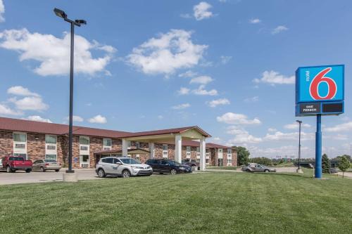 Motel 6 Omaha - Central