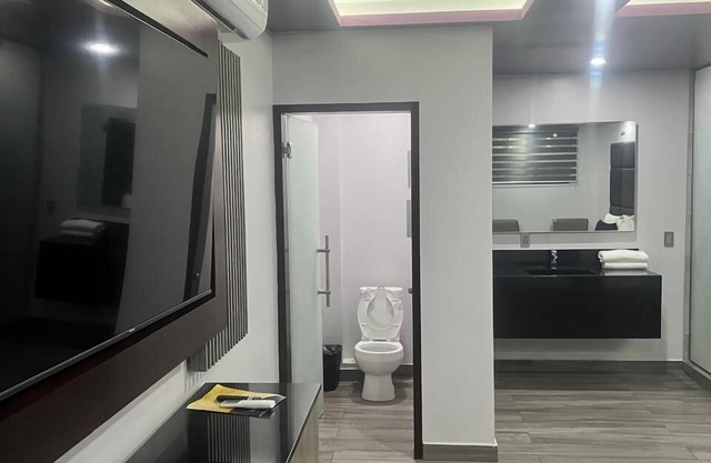MOTEL DUBAI