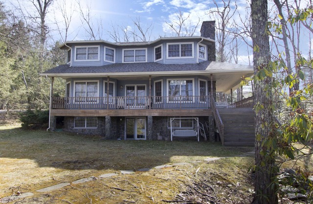 Motor-canotaje Fairview Lake Lakefront Home - Capacidad 10