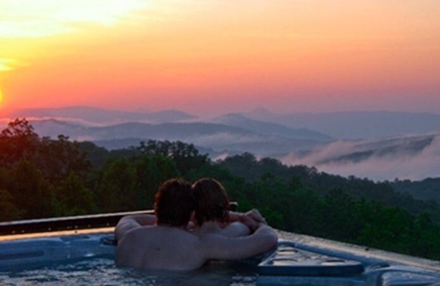 Mountain Getaway, muy privada en 10 acres con vistas panorámicas