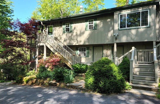 Escapada de montaña cerca de Brevard y cajeros, 4BR 3 Baño