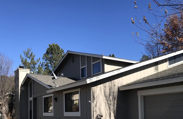 Condominio renovado en The Villas at Plumas Pines