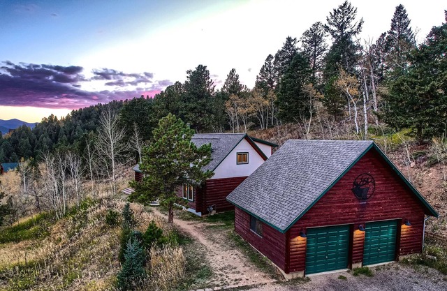 Mountain View Log Cabin