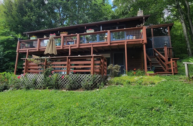 Mountain Vista Apartment