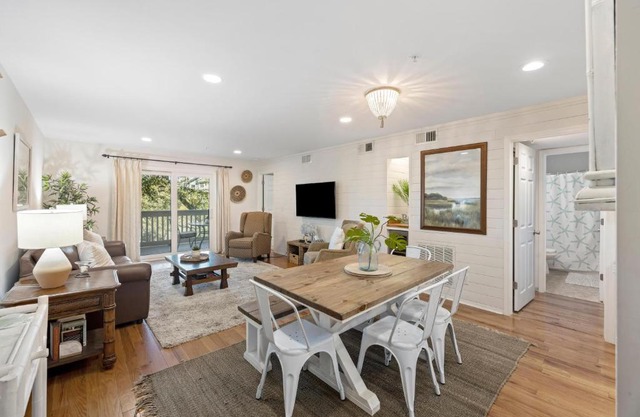 MWV2016: 2016 Marsh Walk Villa
