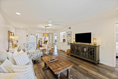 MWV2063: 2063 Marsh Walk Villa