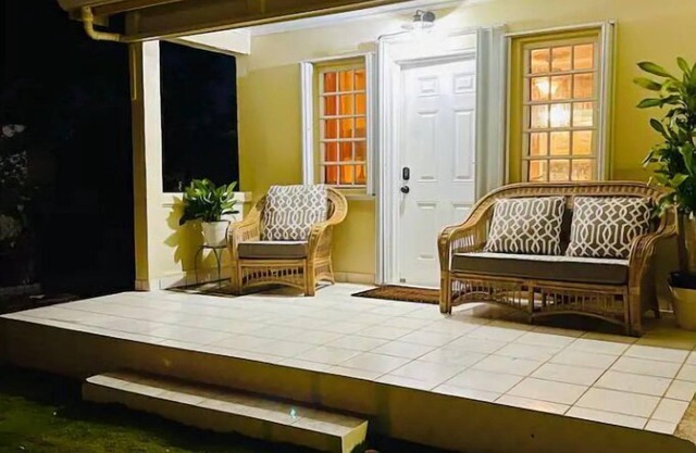 My Home Your Vacay - A short drive to the beach