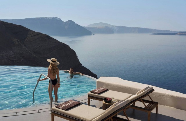 Mystique, a Luxury Collection Hotel, Santorini