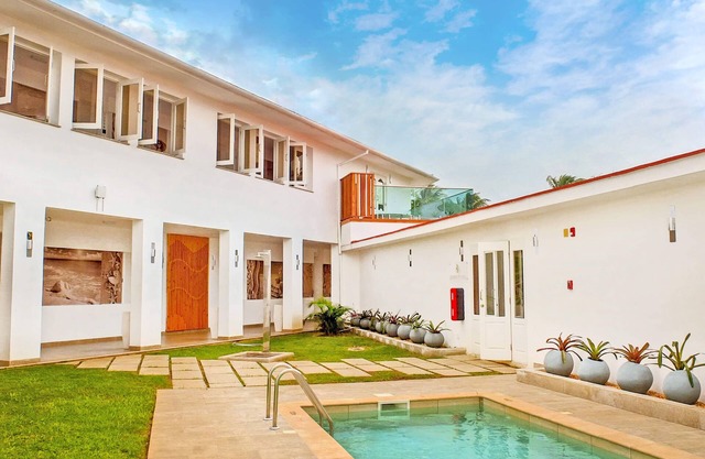 Mystique Casa Perla