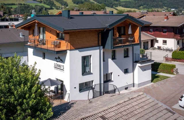 Nice apartment for 4 people with WIFI, TV, terrace, pets allowed and parking