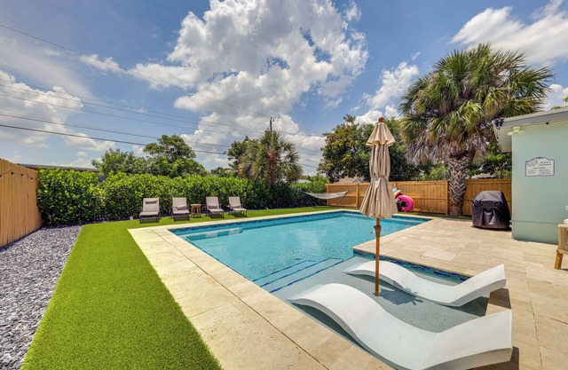 Near Atlantic Ave + Delray Beach: Bright Home!