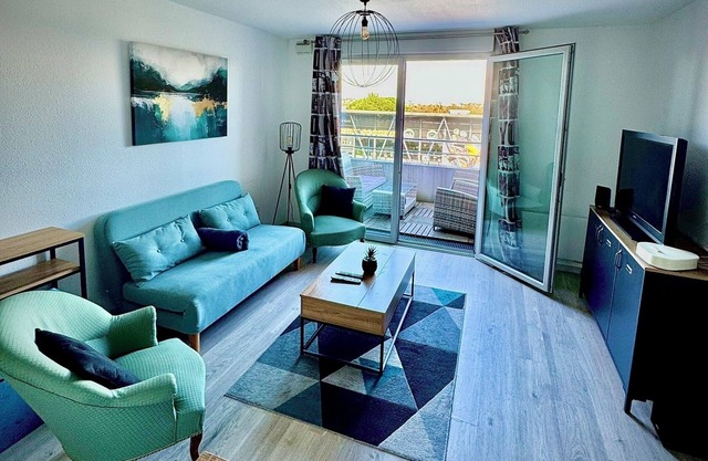 Near Centre/Gare Cosy Superb Terrace prkg/wifi