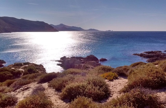 Cerca de Iles Rousse apartamento con aire acondicionado y piscina para 4 personas cerca del mar