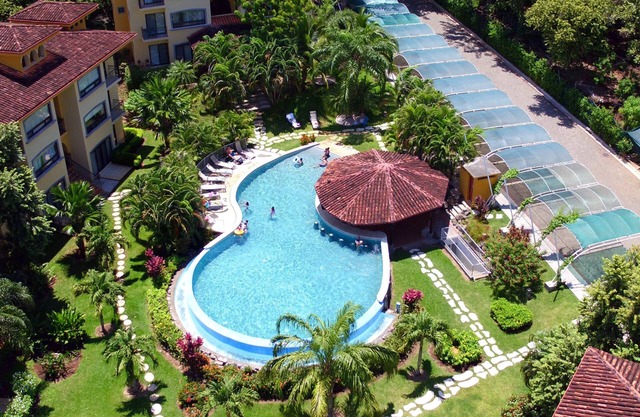 Cerca de Penthouse Tamarindo Flamingo Conchal, Se aceptan mascotas, Comunidad privada cerrada